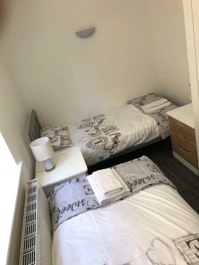Bournemouth Hot Tub & Sauna Holiday Let Exterior foto
