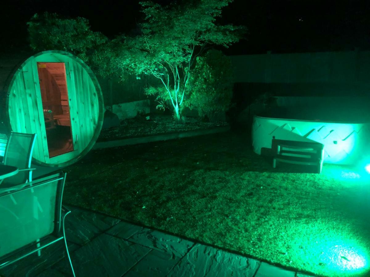 Bournemouth Hot Tub & Sauna Holiday Let Exterior foto